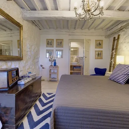 Guest house The Retreat A Romantic Bedroom In Maremma *